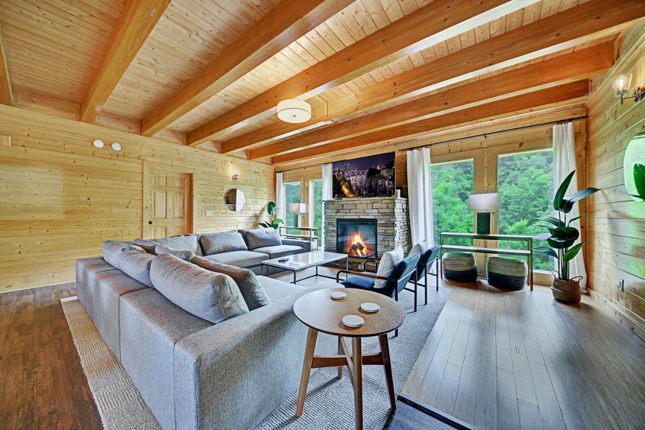 セバービル Gorgeous Large Mountain View Cabin W Hot Tub, Free Wifi, Gamesヴィラ エクステリア 写真