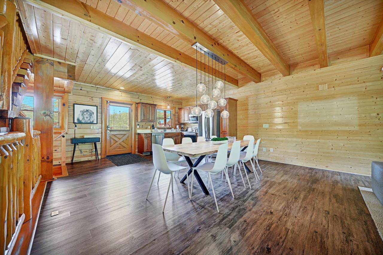 セバービル Gorgeous Large Mountain View Cabin W Hot Tub, Free Wifi, Gamesヴィラ エクステリア 写真
