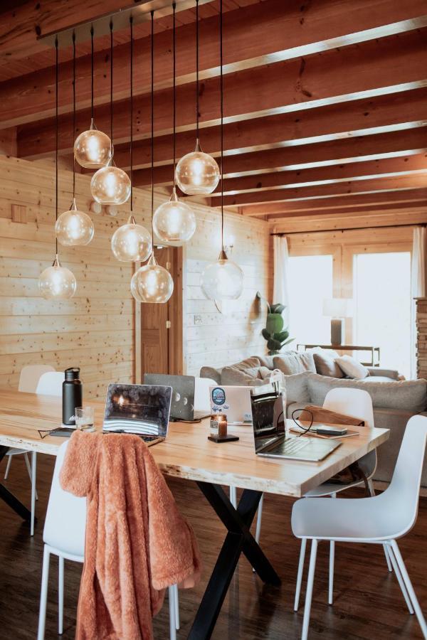 セバービル Gorgeous Large Mountain View Cabin W Hot Tub, Free Wifi, Gamesヴィラ エクステリア 写真